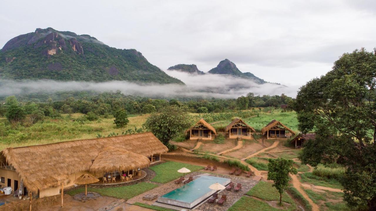 Wild Glamping Gal Oya - Thema Collection Hotel Galgamuwa  Exterior foto
